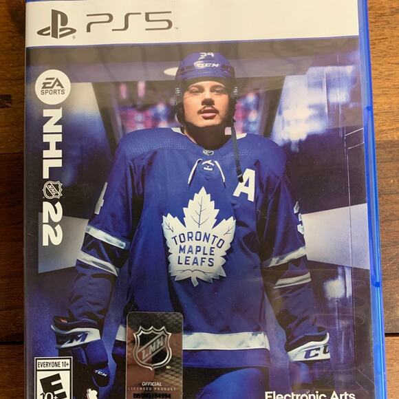 NHL 22 Video Game For Playstation 5 (PS5) Hockey Sports Game - Picture 1 of 4